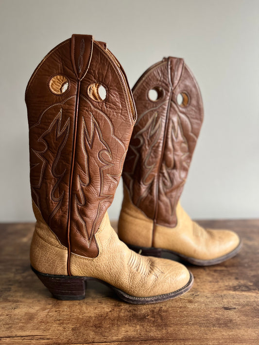 The Sanders two tone cowboy boot 7.5