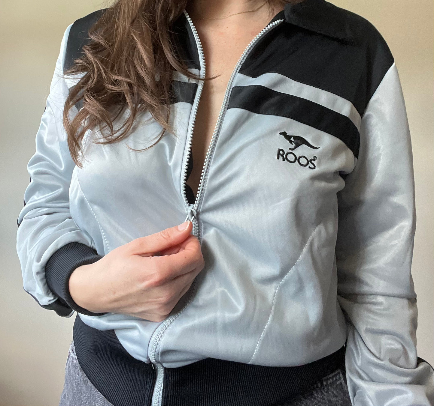 Roos zip up