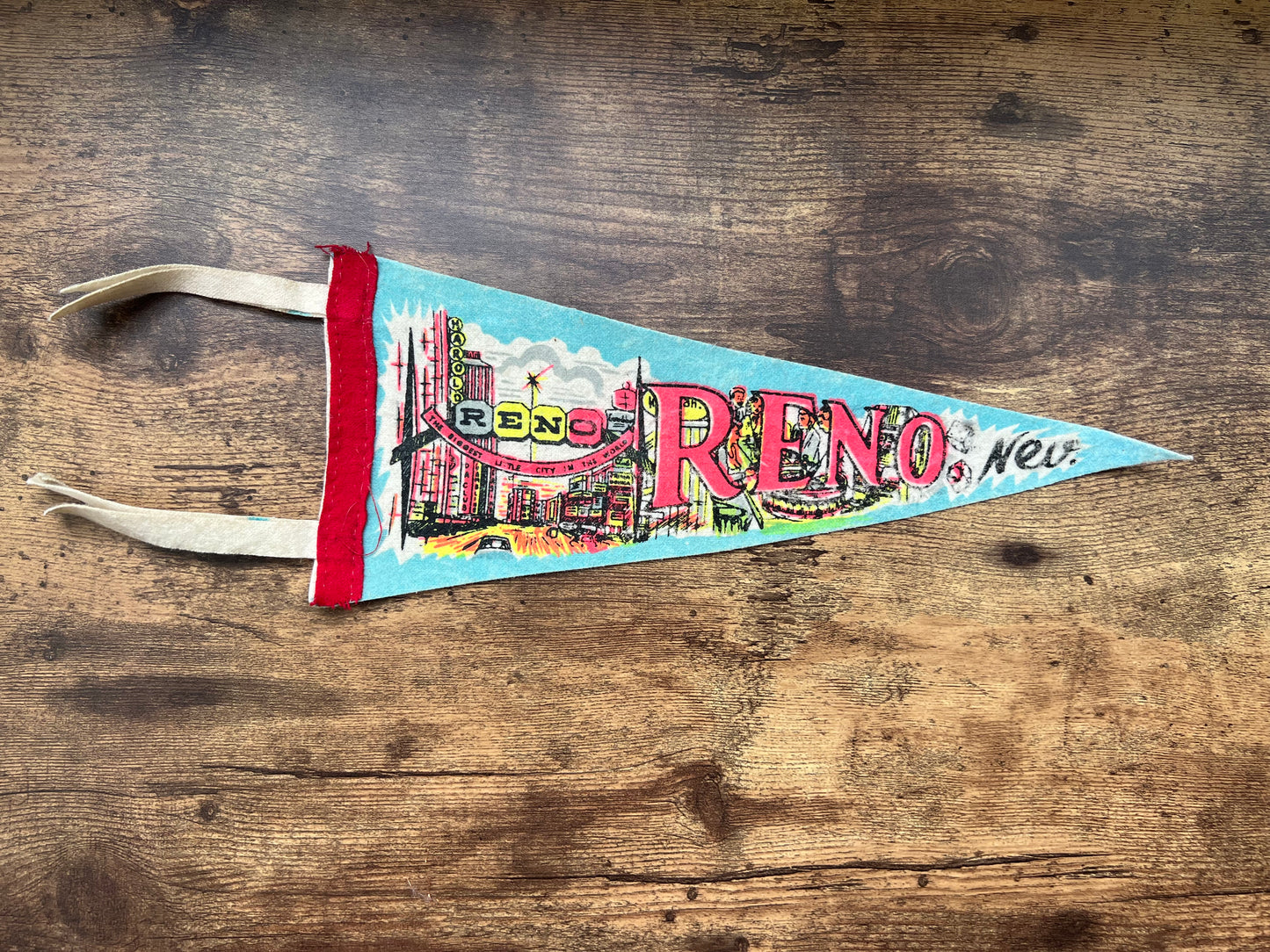 Reno, NV souvenir pennant flag 12”